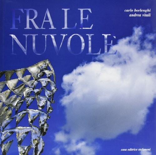 Cover for Fra le nuvole. Ediz. italiana e inglese