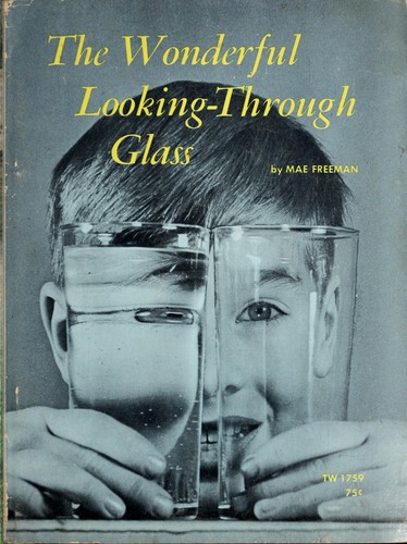 Cover for The wonderful looking-through glass
