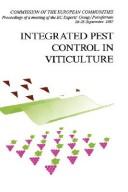 Cover for Integrated pest control in viticulture