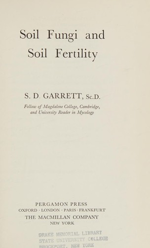 Cover for Soil fungi and soil fertility.