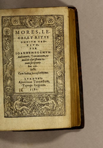 Cover for Mores, leges, et ritus omnium gentium