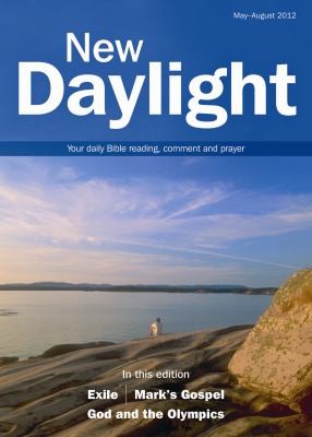 Cover for New Daylight Mayaugust 2012 Your Daily Bible Reading Comment And Prayer