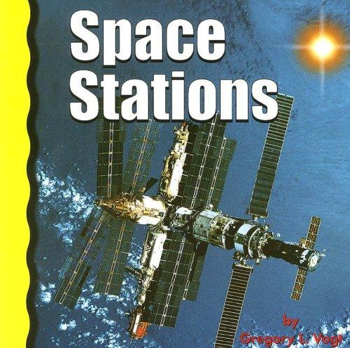 Cover for Space Stations (Explore Space)