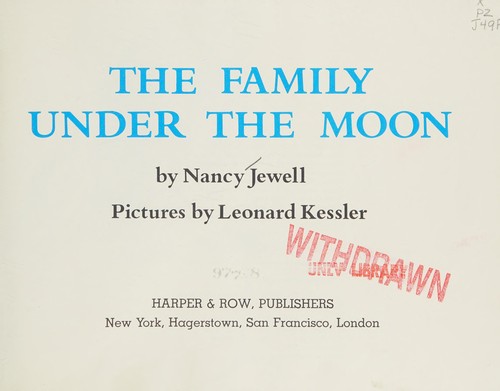 Cover for The family under the Moon