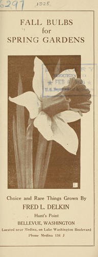 Cover for Fall bulbs for spring gardens