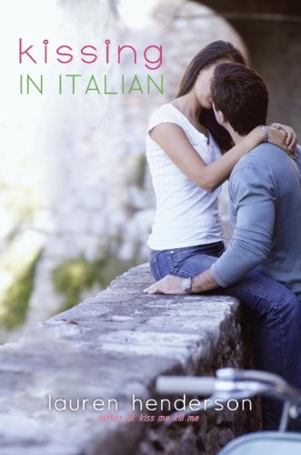 Cover for Kissing in Italian (Flirting in Italian Series)