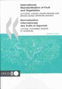 Cover for International Standardisation of Fruit and Vegetables/Normalisation Internationae Des Fruits Et Legumes