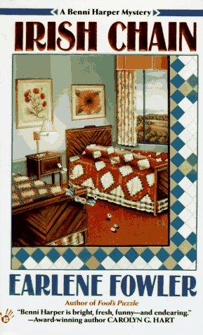 Cover for Irish Chain (Benni Harper Mysteries)